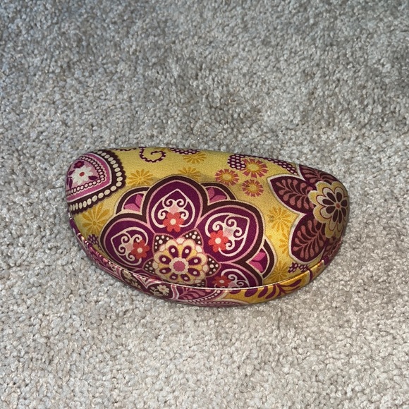 Vera Bradley sunglasses case - Picture 1 of 3